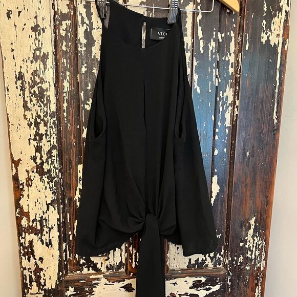 Vicki women’s halter tie boho top. Size Small. - Picture 1 of 3